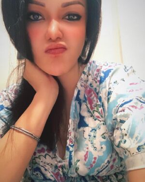 Koena Mitra Instagram - Just….. vibing , creating, learning  and Loving❤️🎬😎 

#lovelife #love #lovemyjob #lovemywork #lovemyself❤ #lovemybiz #bollywood #bollywoodactor #bollywoodactress #bollywoodlife #traveler #fashion #fashionforward #fashionfreak #stylefreak #mood #intagood #instamood #instadaily #funk #fiesty #koenamitra #koéna #koenamitra😊🙌 #koenamitra❤️ #koenamitrabollywood #koenamitrasaidit #koenamitraworld #koenamitraofficial #koenamitrakoenamitra