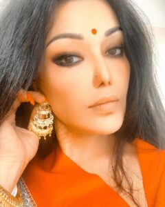 Actress Koena Mitra HD Photos and Wallpapers January 2025