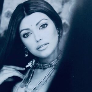 Koena Mitra Instagram - 17! My first camera moment. Right before Winning the Gladrags Megamodel Tittle. 
Raw, mail biter, basic experience but full of confidence and enthusiasm. My journey has been full of Highs and Crazy but the crazy has made me who I am. New Crazy is arriving soon!! 

#moonwalker 
#life #lifestyle #crazylove #crazylife #livemylife #lovemyjob #livemyself #livemytruth