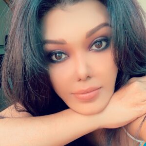 Koena Mitra Instagram - You are worthy of all that you dream of and hope for. Believe in your potential ❤️🔱 

#koenamitra #koena #life #beautyindustry #lovelife #creative #creator #creatorgrams #instagood #instamood #instagram #instalike #instadaily #instaphoto #confidenceiskey🔑