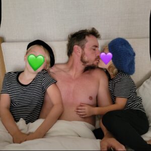 Kristen Bell Instagram - Happy birthday to the most affectionate 220 lbs man that ever exsisted. I cannot imagine life without you 💚💕

(The first pic is the first I ever posted on Instagram. The second is from our wedding day)