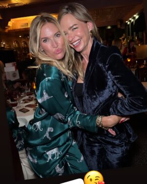 Kristen Taekman Instagram - A pajama party is the best way to party!!!! Thanks @mollybsims @ysebeauty @petiteplume ✨✨✨