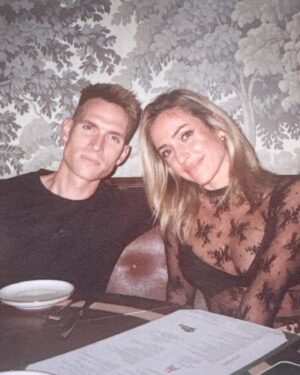 Kristin Cavallari Instagram - Disposables   end of year fun