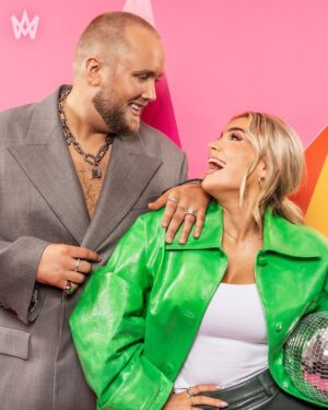 Kristina Petrushina Instagram - ORKAR INTE! Vi ska programleda Mello ihop!!! MELODIFESTIVALEN 2025, NU KÖR VI!!! 💥🎈🎉🥁