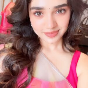 Krithi Shetty Instagram - Here’s some of my silly saree stories 💜🩷💚🩵💛 
#love #saree #silly #happy