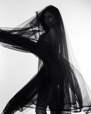 Krithika Babu Instagram - #Repost 
・・・
Floooo

Featuring @krithikababu 
HnM @rachelstylesmith 
Shot by @palaniappansubramanyam 

Location @basementstudios.ans 

#flooo #basementstudios #blackandwhite #iso1200 @iso1200magazine #krithikababu