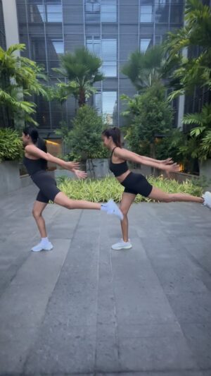 Krithika Babu Instagram - After a short hiatus we decided to start with a lower body work out . Working on the glutes is a personal favourite for the both of us . And this easy workout is what we needed to restart our regime.
Also happy world health day beautiful people. Keep moving and keep that body and mind beautiful ❤️ #worldmentalhealthday #shubraaiyappa #krithikababu