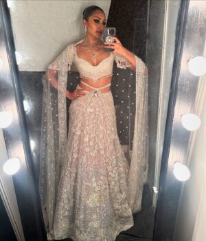 Krithika Babu Instagram - Day 8 India Couture Week @falgunishanepeacockindia  @fdciofficial 

Show director @anuahuja1 

Backstage @pujankapursharma 

Make up @kaajee_rai @goshgaurav 

Hair @karanrai001 

Picture courtesy @anchalsethofficial 

#krithikababu
