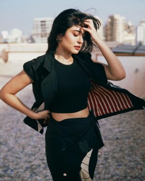 Kritika Kamra Instagram - Some calm some chaos 
 

Outfit: @kharakapas
Earrings: @rejuvenatejewels
Rings: @shopalloya
Heels: @femme_la
Styled by @devs213
Team: @isha.suvarna @hemachoudharyy @poojagulabani
Photos by @vijitgupta