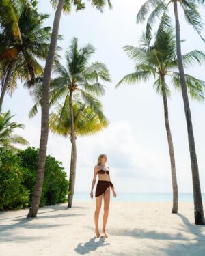 Ksenia Sukhinova Instagram - flashback to Maldives