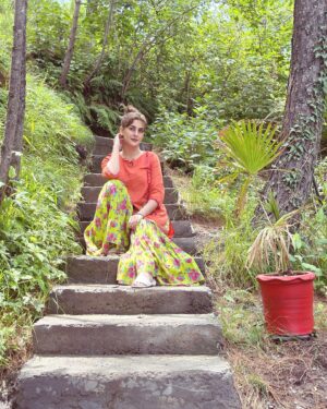 Kubra Khan Instagram - As I wonder through.. I ponder. Was it worth it? The distractions or the replacements? Or the butterflies or the chai. They say it’s cold up north. Oh the lies. It rained tho. It actually poured.. So yeh.. k then.. bye.