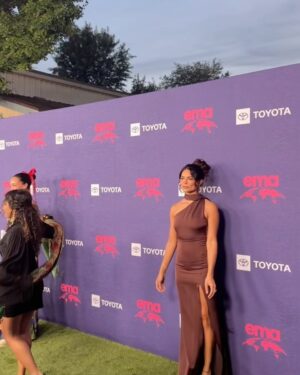 Kyra Santoro Instagram - So inspiring being at the 34th annual EMA awards last weekend. I felt hopeful and moved that there are so many actors, directors and studios in Hollywood who are making such big strides towards being more green and sustainable. Thank you for having me 🥹🌎♻️ #emaawards