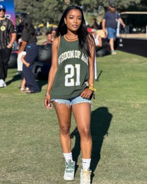 LaToya Tonodeo Instagram - @familystylefest   🍱 = GOOD COMBO

Thx for the vibes! 🌊