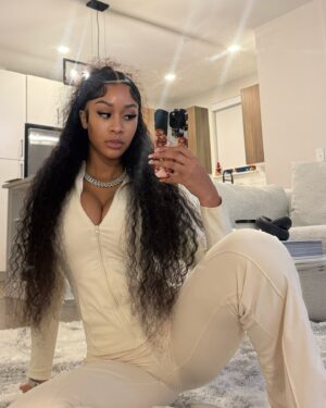 Lakeyah Instagram - got an attitude & the body mean .. ian nun nice 🍨 @FashionNova