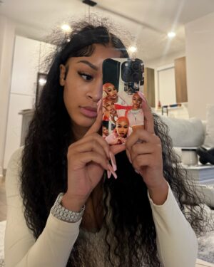 Lakeyah Instagram - got an attitude & the body mean .. ian nun nice 🍨 @FashionNova