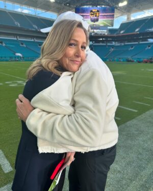 Lara Spencer Instagram - Just love working w this guy.