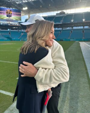 Lara Spencer Instagram - Just love working w this guy.