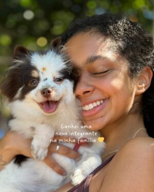Laura Castro Instagram - tinha que participar dessa trend… muitos motivos pra ser grata por esse ano 💖