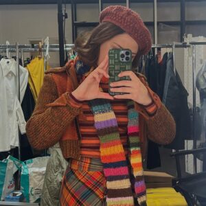 Laura Felpin Instagram - JOLI JOLI / TENDRE TENDRE / GÉNIAL GÉNIAL
