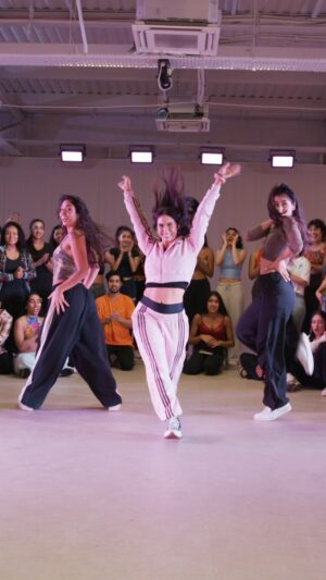 Lauren Gottlieb Instagram - ✨ TATTOO ✨ The very first class of The Lauren Gottlieb Experience and WOW, what a kickoff! Fun, sassy, magical energy that had the room absolutely BUZZING. From every sharp move to every cheeky groove, you all brought the FABULOUS vibes. 💃🔥 Here’s to dancing our hearts out and making unforgettable memories—this is just the beginning!

🎥 @newinflux You are just the best!! Thank you so much for capturing the whole event and what a perfect edit 😍♥️

💖 Big Thank You to @thebollywoodco @nileeka @rhea_bawa @saniashaq for helping me put on this incredible experience! 💖

#TheLaurenGottliebExperience #london #uk #Bollywood #dance