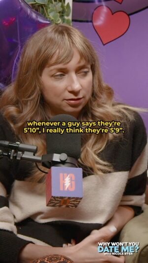 Lauren Lapkus Instagram - Why do men lie about their height? Here’s a hot tip on how to get an extra inch. 
Watch the full video episode of Why Won’t You Date Me? with @laurenlapkus now on YouTube, or listen anywhere you get your podcasts!💜💜