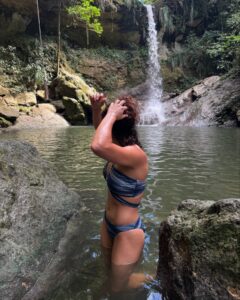 Actress Laurie Hernandez HD Photos and Wallpapers January 2025