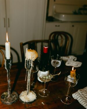 Leanne Ford Instagram - “On a recent crisp, autumn evening in Pennsylvania, close friends and loved ones gathered at Leanne Ford’s home to celebrate the launch of her first-ever (believe it or not!) design book. “ — by @bykellyallen from @housebeautiful 

I was supposed to do a beautiful fancy book launch party in New York City — which, let’s be honest, would have been wonderful. But ultimately I wanted to celebrate THIS book in THIS home — the space that it was about — among incredible neighbors and long time friends and my family — in jeans and a sweatshirt. And it was perfect. 

And let me tell you, martinis on a Monday turns out to be a great idea! (I only wish I had more of my Sewickley friends numbers to invite you all! Guess I’m gonna need to have another Monday party!!)

// #LeanneFordInteriors #TheSlowDown shot by @sarahbarlow for @housebeautiful