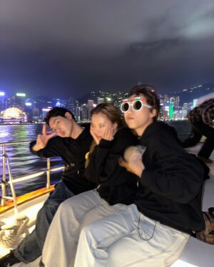 Lee Eun-jae Instagram - 2024 위대한 재쓰비를 도와주신 많은 분들 정말 감사했습니다 열화와 같은 성원이 있다면 다시 돌아올 수도 있지 않을까요? ㅎ ㅏㅎ ㅏ 눈이 올랑 말랑은 지금 바로 음원 사이트 어디서든 확인하실 수 있습니다💥