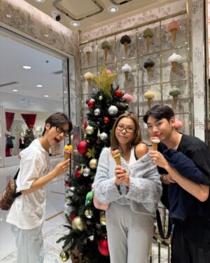 Lee Eun-jae Instagram - 2024 위대한 재쓰비를 도와주신 많은 분들 정말 감사했습니다 열화와 같은 성원이 있다면 다시 돌아올 수도 있지 않을까요? ㅎ ㅏㅎ ㅏ 눈이 올랑 말랑은 지금 바로 음원 사이트 어디서든 확인하실 수 있습니다💥