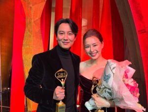 Lee Ha-nee Instagram - .
함께여서 그저 좋았다.
축복같은 동료들.
(시상식 끝나고 새벽2시부터 회식하는 미친사람두라…)
사랑해❤️