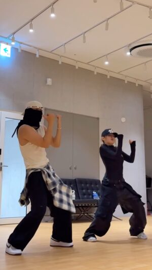 Leejung Lee Instagram - _
What’s your fantasy?

Choreographed by @leejung_lee for @thv