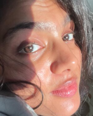 Leher Khan Instagram - ☀️