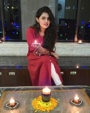 Leher Khan Instagram - Happy Diwali to all 🪔✨