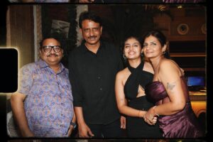 Leher Khan Instagram - My heart feels full 🤍 
Thank you so much 🌸
Nothing much to say, just so much love 🥰
(Missed you @atlee47 sir) 💕