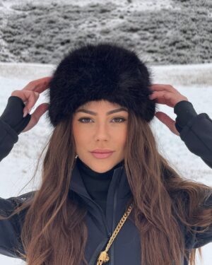 Lena Guillou Instagram - P O R T R A I T 📸❄️