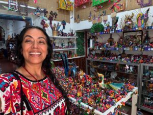 Lila Downs Instagram - Vengan a #lacasa de las artesanías matamoros 105 centro Oaxaca