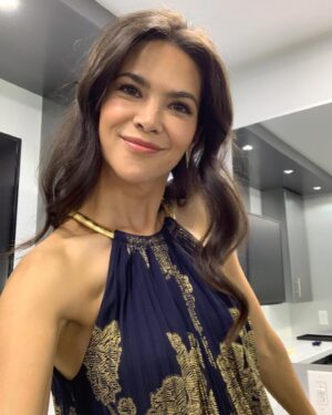 Lilan Bowden Instagram - SHRINKING S2 comes out TOMORROW!! 🎉🎉🎉🎉

To celebrate, I tried to find literally every picture and vid I have from on set Season 1, which are very few because I’m really bad at remembering to take pictures! Most of these I just texted to a single person being like “yay look how good my makeup/hair/what dress they have me in is!” Thank goodness i have this pic of me and Lukita that grounds the whole collection, otherwise I’d have a whole only-in-trailers batch that could have come from ANY set. 

I’m also so bad at taking pictures I don’t even have any from all of season 2 😂 BUT: between and you me, the intimate bond we have as poster and scrolling follower, I think season 2 just might be even better than season 1. Or maybe same but the point is I think it’s just so so good, the writing is awesome, the cast will make you laugh and cry so hard again, the crew has made this show look so beautiful, (also everyone should know this is the kindest cast and crew!!) and I really think you’re gonna love it 🥰

Oh yeah, the last vid is not from set, but while I was shooting it was around the same time I went to visit my mom who bought me a private ballroom dance lesson from her teacher so I could learn the rhumba (I didn’t request, she just set this up). It was a nice memory and I thought it’d be fun to include. Shoutout to Jack!! 

#shrinkingappletv #shrinkings2 #shrinkingappletvplus #reallygreattvshows