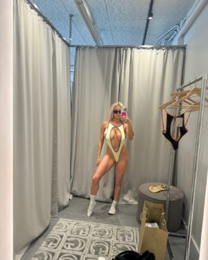 Lindsey Pelas Instagram - running around in minimal clothing... per usual 

@christiaanmikey @madridglow select styles  @manuabddalla