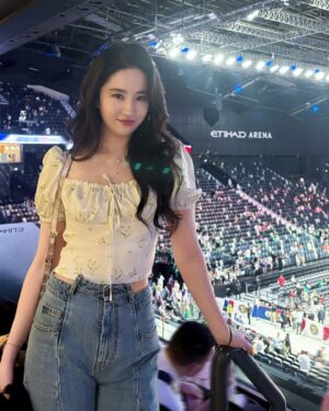 Liu Yifei Instagram - Thank you @visitabudhabi! I had a great time!