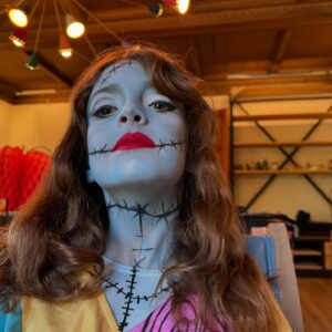 Liv Tyler Instagram - ♥️ 🌺 💀 🩸 🎃 👻 👼🏻 🌺♥️ 

🎵 Spacehog The Horror 🎵