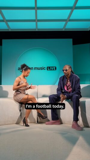 Liza Koshy Instagram - @snoopdogg’s dream blunt rotation involves another goat 👀🐐🏀