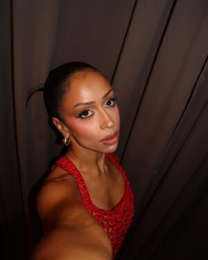 Liza Koshy Instagram - built like a fire sauce packet