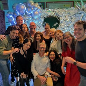 Lorenza Izzo Instagram - And that’s a wrap on El 🐈‍⬛ !! Tremendazo crew y elenco ❤️ hermoso 🇲🇽