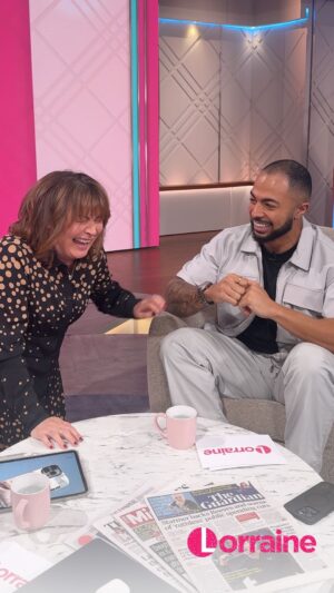 Lorraine Kelly Instagram - How did Lorraine and Tyler do at the ‘I make the face, you make the sound’ viral trend? 😆

#Lorraine