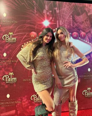 Luciana Sismondi Instagram - Bienvenido 2025!! vienes con todo para ser mi año🍾😍 

Disfrutando en familia.