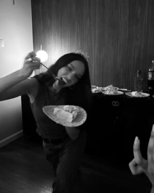 Maddie Ziegler Instagram - sweetest 22nd 🎂💘💘