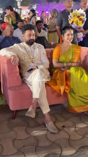 Madhumitha Instagram - Sivabalaji His wife Madhumitha at #soniyaakula yashwedding Reception in last night Hyderabad
.
.
.
#trending #viral #hicelebrity #instagram #viralreels #praveenmandala #paparazzi
#trendingreels #viralvideos #tredingvideo
@madhumithasivabalaji @sivabalajimanoharan