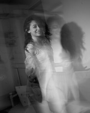 Madhurima Roy Instagram - Fred again…got the brief 📝