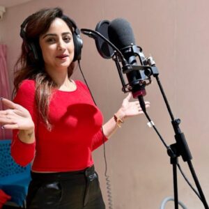 Madirakshi Mundle Instagram - जहां शब्दों को आवाज़ मिलती है