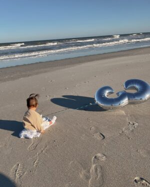 Madisson Hausburg Instagram - Happy 3rd birthday to the boy who made me a mom! 👼🏼 We love you and miss you everyday, Elliot! 

“Grief is like the ocean. It comes on waves ebbing and flowing. Sometimes the water is calm, and sometimes it is overwhelming. All we can do is learn to swim.” - Vicki Harrison